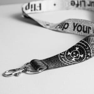 Lanyard Flip Detail - Imagen 2